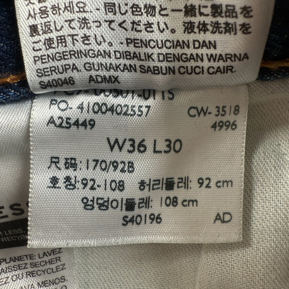 Levi's 501 Original Fit Jeans Mens 36x30 Blue Denim Cotton Mid Rise Straight Leg - Picture 8 of 10